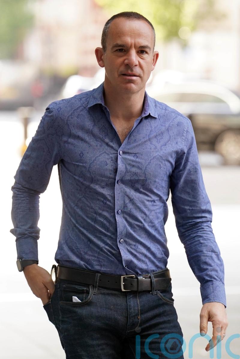 Martin Lewis issues ‘urgent savers warning’ as Bank of England base rate is held