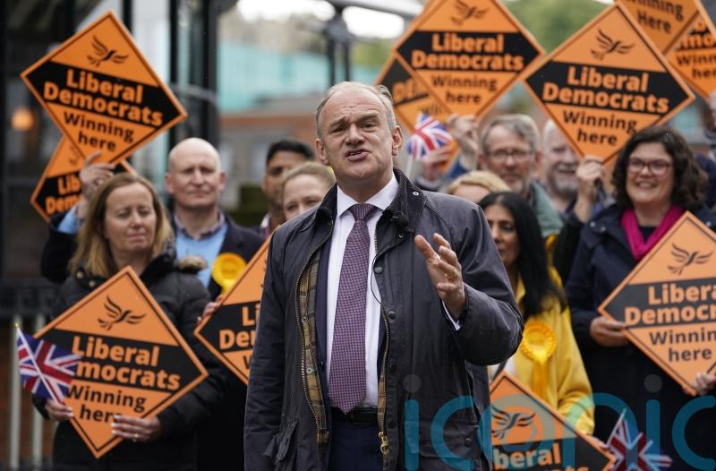 Lib Dems defy leadership to vote for housing target
