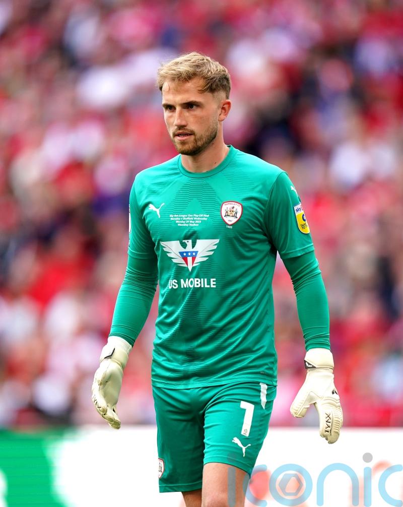 Shrewsbury complete goalless month as Charlton hold out for draw
