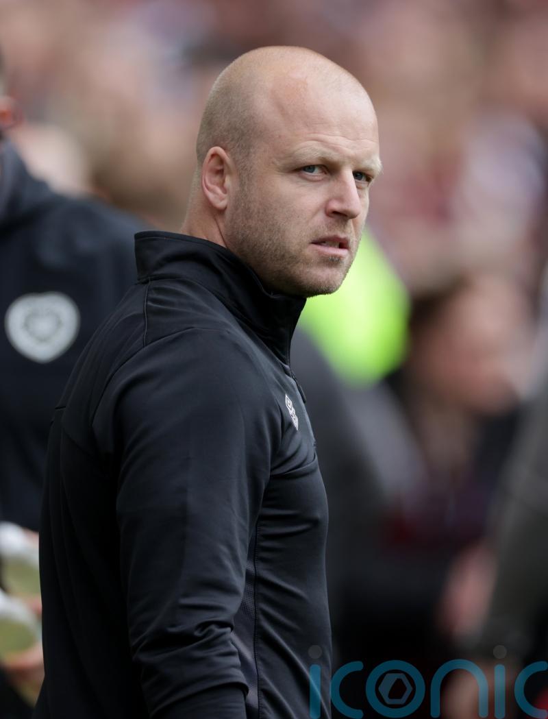 Alex Lowry beginning to reach level to earn Hearts starts – Steven Naismith