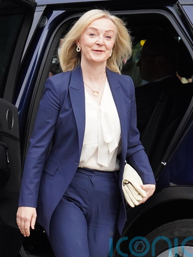Liz Truss met by sweeping queues at Tory conference as she calls for tax cuts