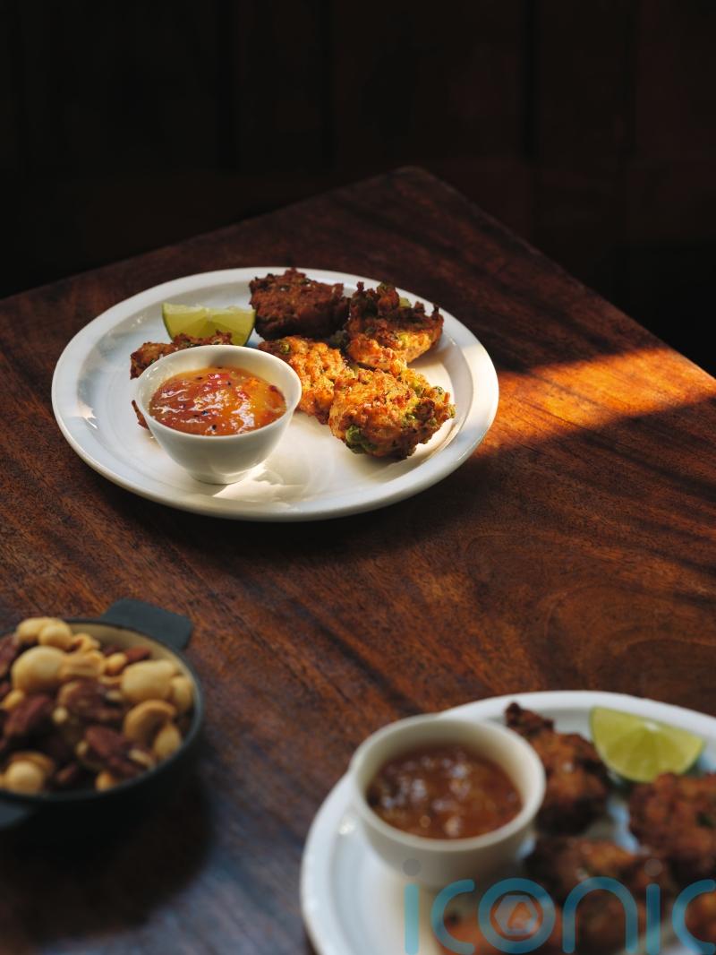 Tom Kerridge’s paneer and pea fritters recipe