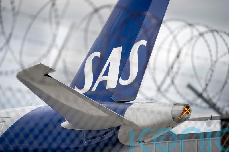 Shares in Scandinavian Airlines plunge after rescue deal announced