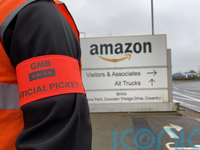 Amazon workers to strike over pay on Black Friday