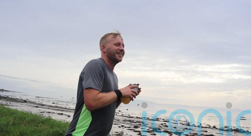 Blind Paralympian runs length of Ireland to raise funds for sight loss services