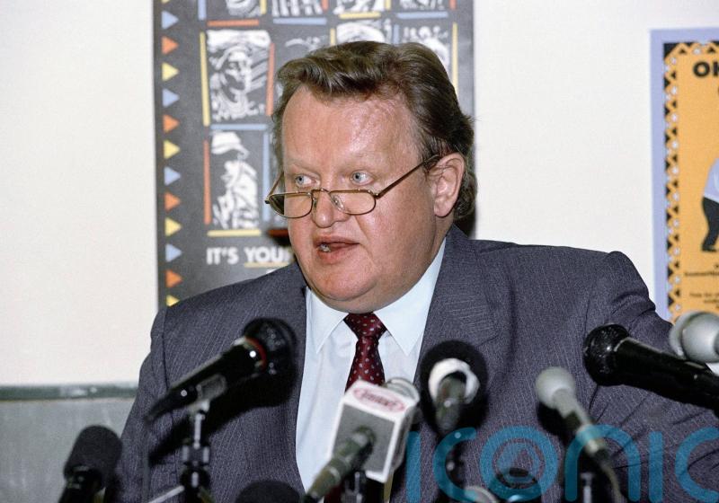 Former Finnish president and Nobel Peace Prize winner Martti Ahtisaari dies