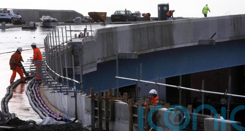 Yousaf pledges to fund infrastructure by issuing Scottish Government bonds