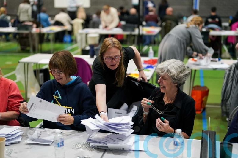 Mid Bedfordshire and Tamworth results: Key statistics and historical benchmarks