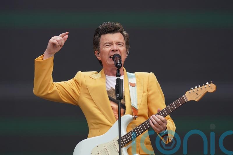 Newcomer Ren beats Rick Astley to top spot in UK albums chart
