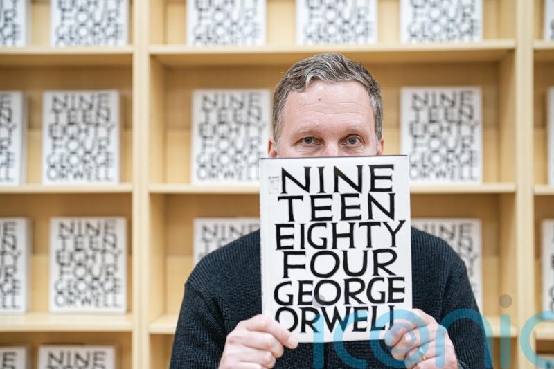 Artist constructs Orwell’s Nineteen Eighty-Four from pulped Dan Brown books