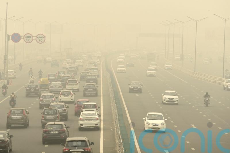 New Delhi shuts schools and limits construction work amid severe air pollution