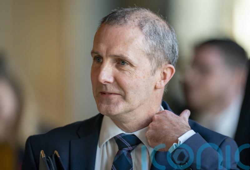 Matheson urged to ‘do the right thing’ and pay up for iPad data roaming charges