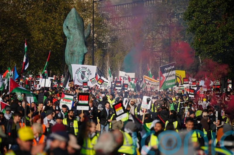 Counter-protesters arrested during pro-Palestinian demonstration