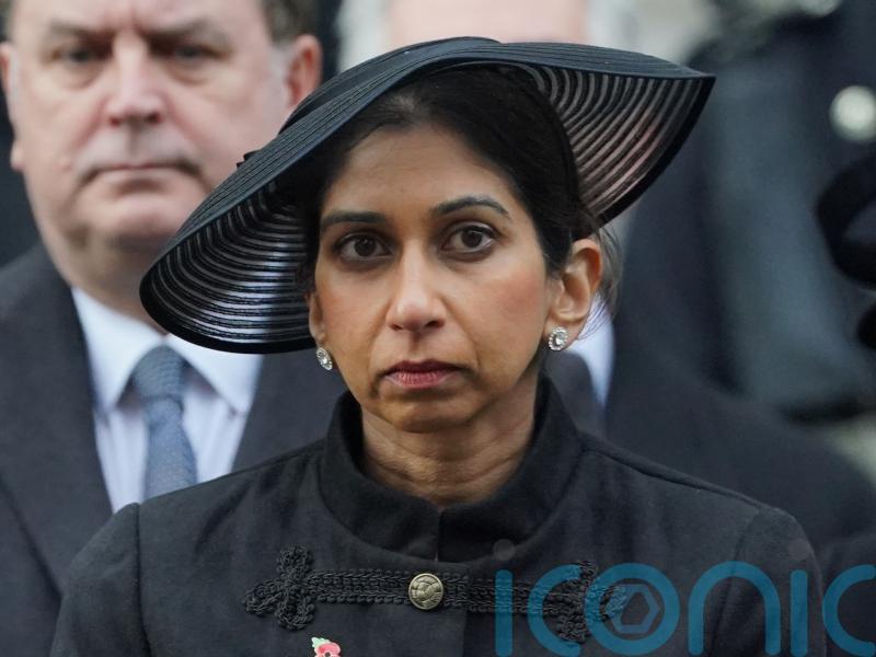 Braverman attacks &lsquo;sick&rsquo; antisemitic chants as police charge seven over protests