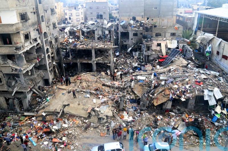 Israel says it has launched an operation inside Gaza hospital