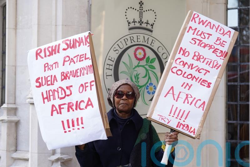 Ministers urged to abandon Rwanda policy and Illegal Migration Act