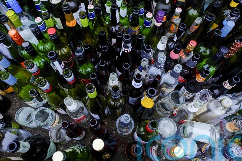 Drinks industry needs radical change to meet emissions targets, campaigners warn