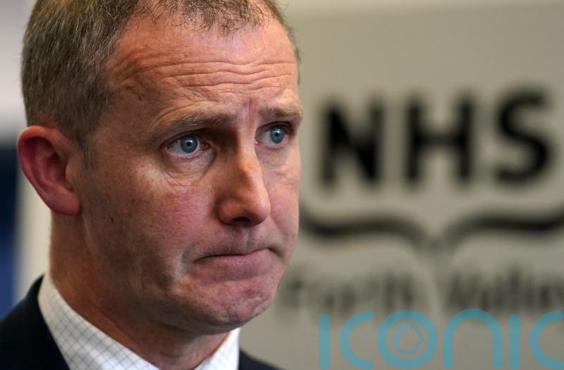 Ministers ‘aim’ to tell truth, says Robison amid row over Matheson’s iPad bill