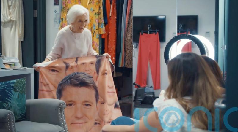 Mary Berry makes surprising discovery in Lorraine Kelly’s wardrobe on BBC show