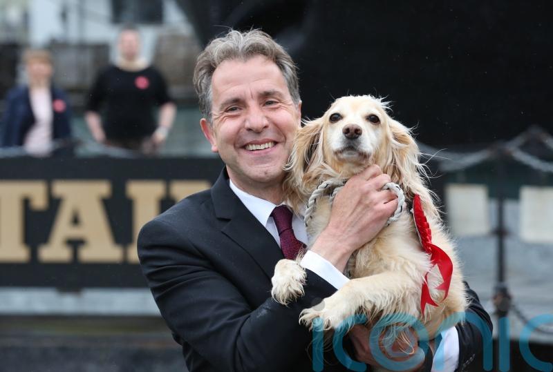 £10,000 of taxpayers’ money spent on image of mayor and dog on bus – report