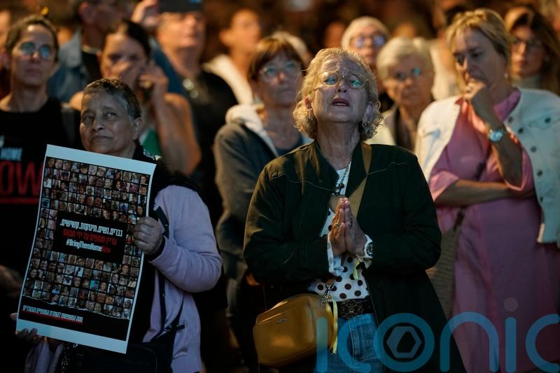 Hamas says it has handed 20 people to Red Cross after hostage release hold-up