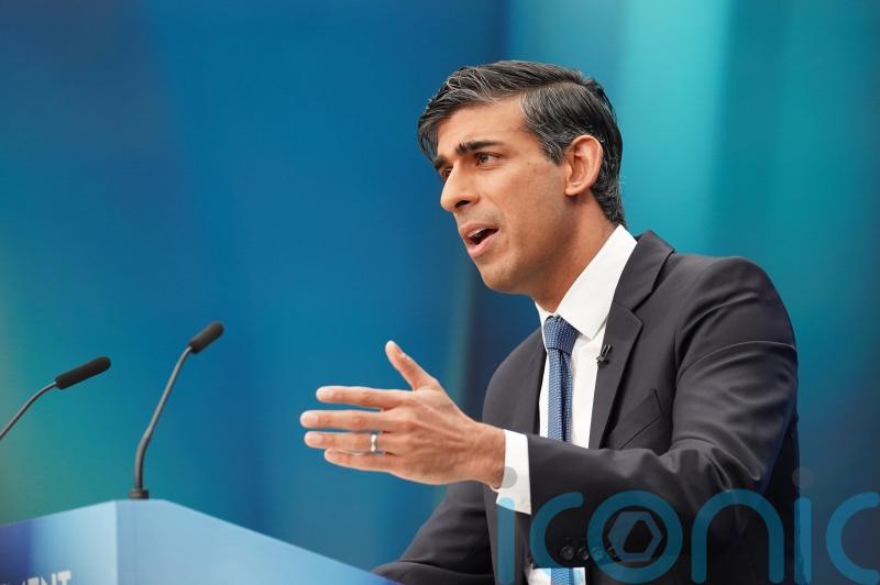 Sunak praises ‘highly skilled’ immigrant business chiefs at investment summit