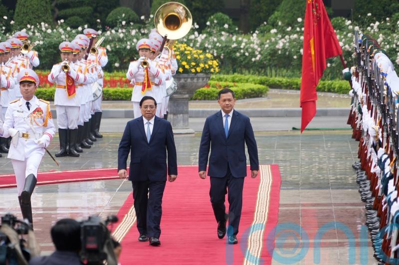 Cambodia’s prime minister visits Vietnam to sign deals on trade and science