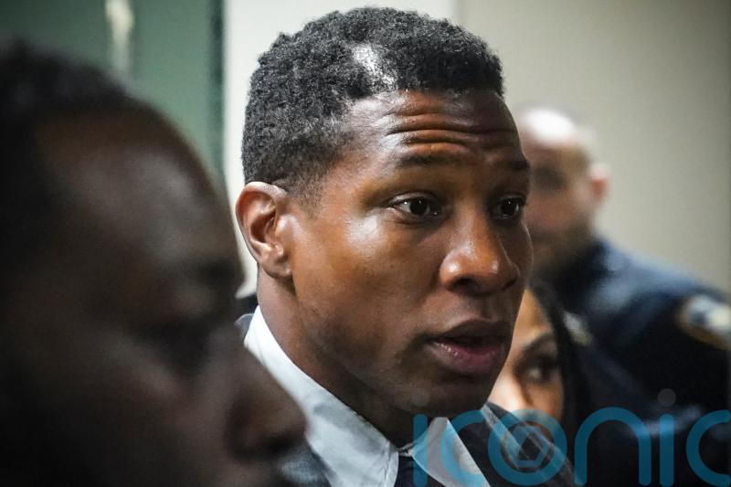 Jurors hear closing arguments in domestic violence trial of Jonathan Majors