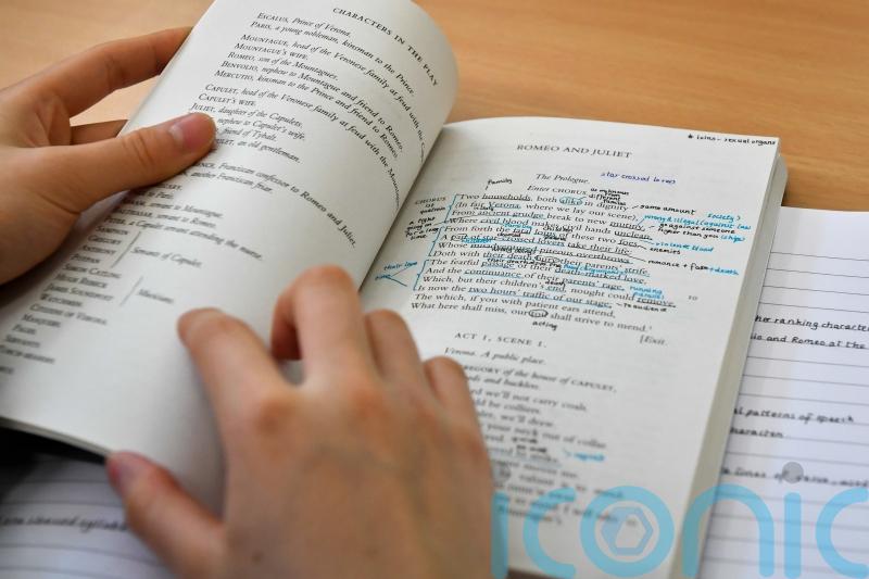 Labour demand action on &lsquo;forgotten&rsquo; student mental health action plan