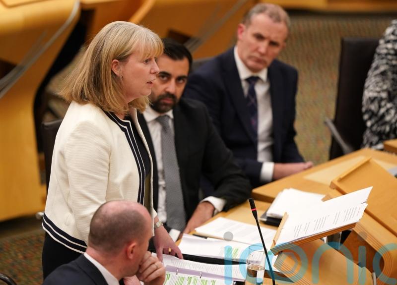 New 45% tax band for higher earners announced in Scottish Budget