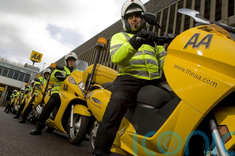 US investor takes £450m stake in the AA