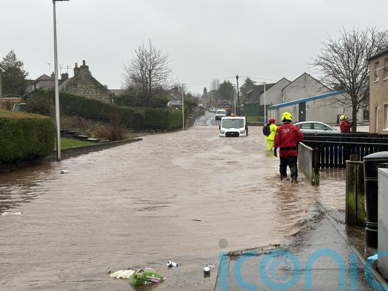 1,500 to be without power until Friday due to Storm Gerrit, warns supplier