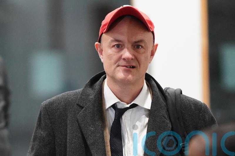 No job offer made to Dominic Cummings in meetings with PM, Downing Street says