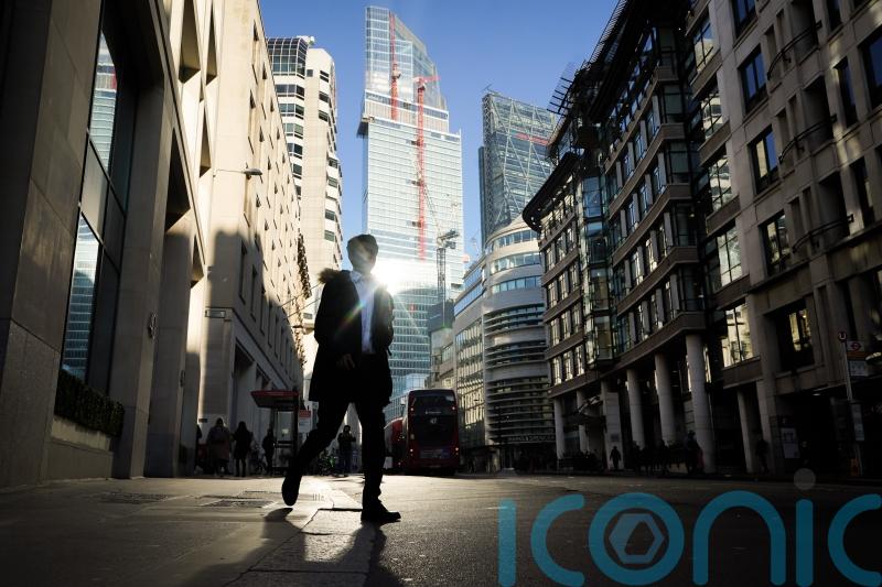 TUC condemns ‘obscene’ pay gap between FTSE 100 bosses and average worker