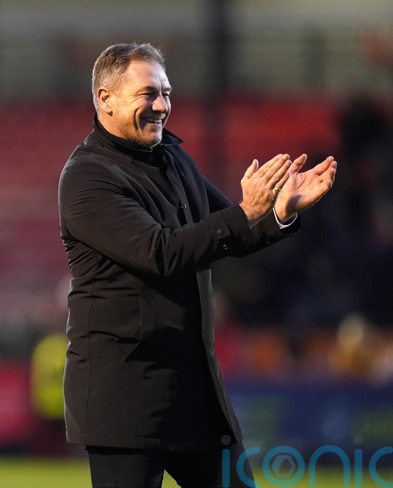 Scott Lindsey hails ‘unbelievable character’ as Crawley triumph at Bradford