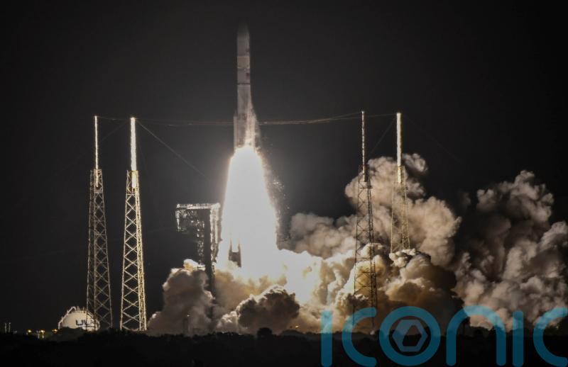 Moon landing attempt in jeopardy because of engine problem, US company says