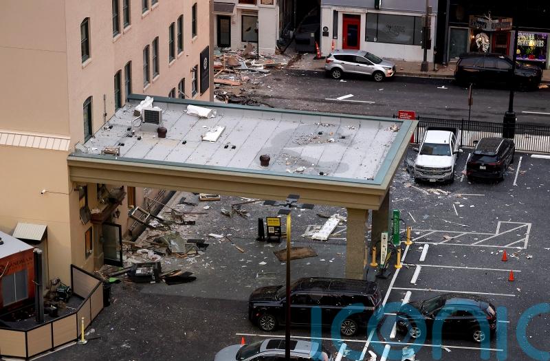 Explosion at historic Texas hotel injures 21 and scatters debris in Fort Worth