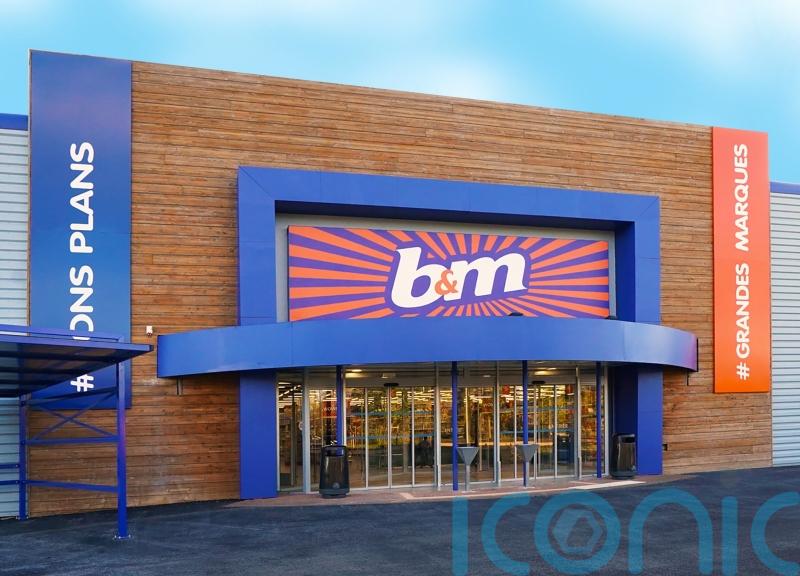 B&M&rsquo;s Christmas sales grow as dozens of stores open