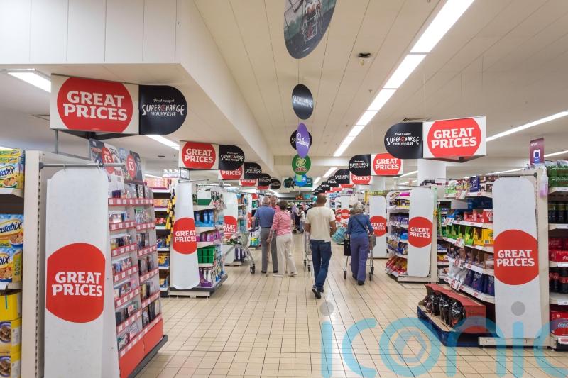 Sainsbury’s holds talks with Government over shipment delays in Red Sea