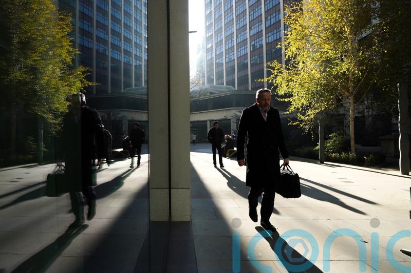 Wage growth cools further but still outstripping inflation – ONS