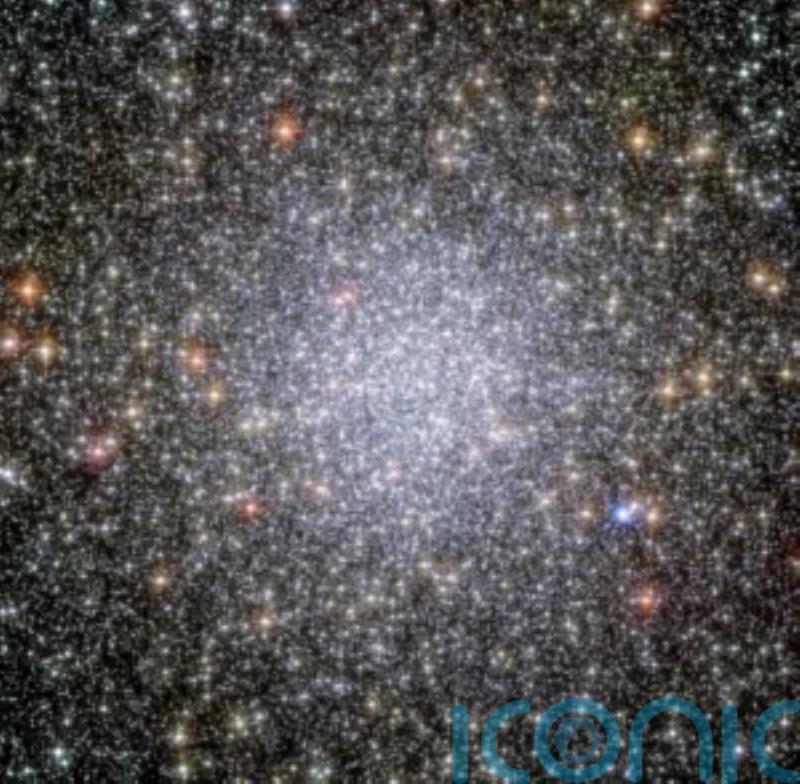 Astronomers produce most sensitive radio image ever of ancient star cluster