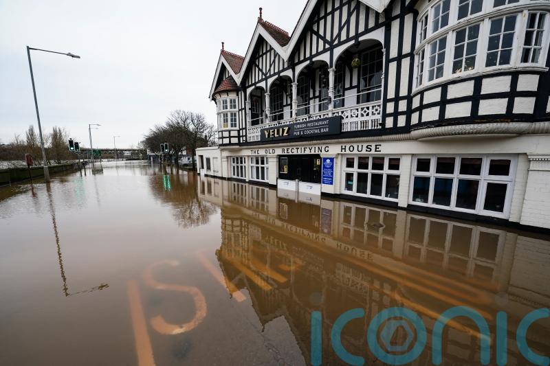 200,000 properties at risk because of deteriorating flood defences, say MPs
