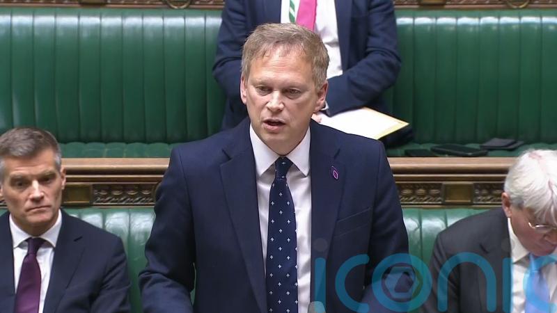 Shapps ‘working hard to resolve UK armed forces recruitment problems’