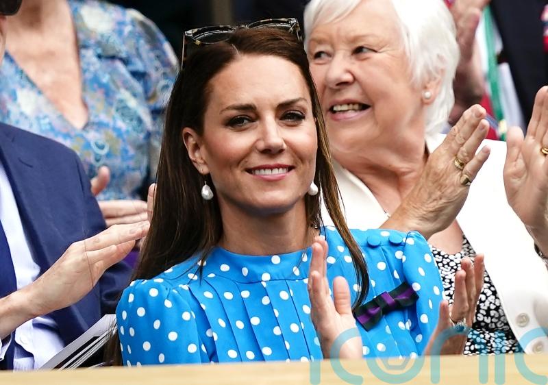 Kate leaves hospital to recover at home after abdominal surgery
