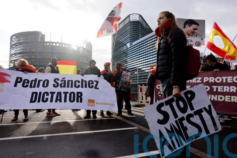 Parliament to vote on controversial law to offer amnesty to Catalan separatists