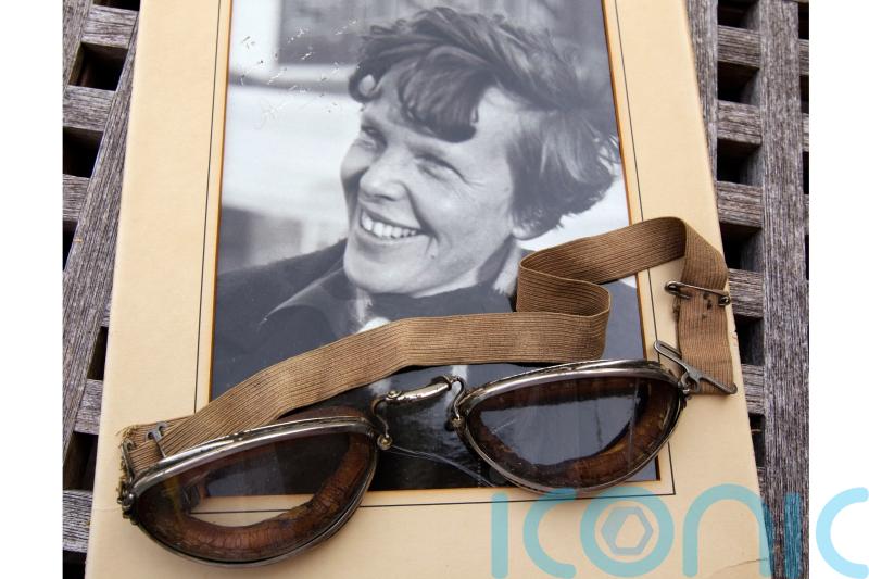Grainy sonar image reignites excitement and scepticism over last Earhart flight
