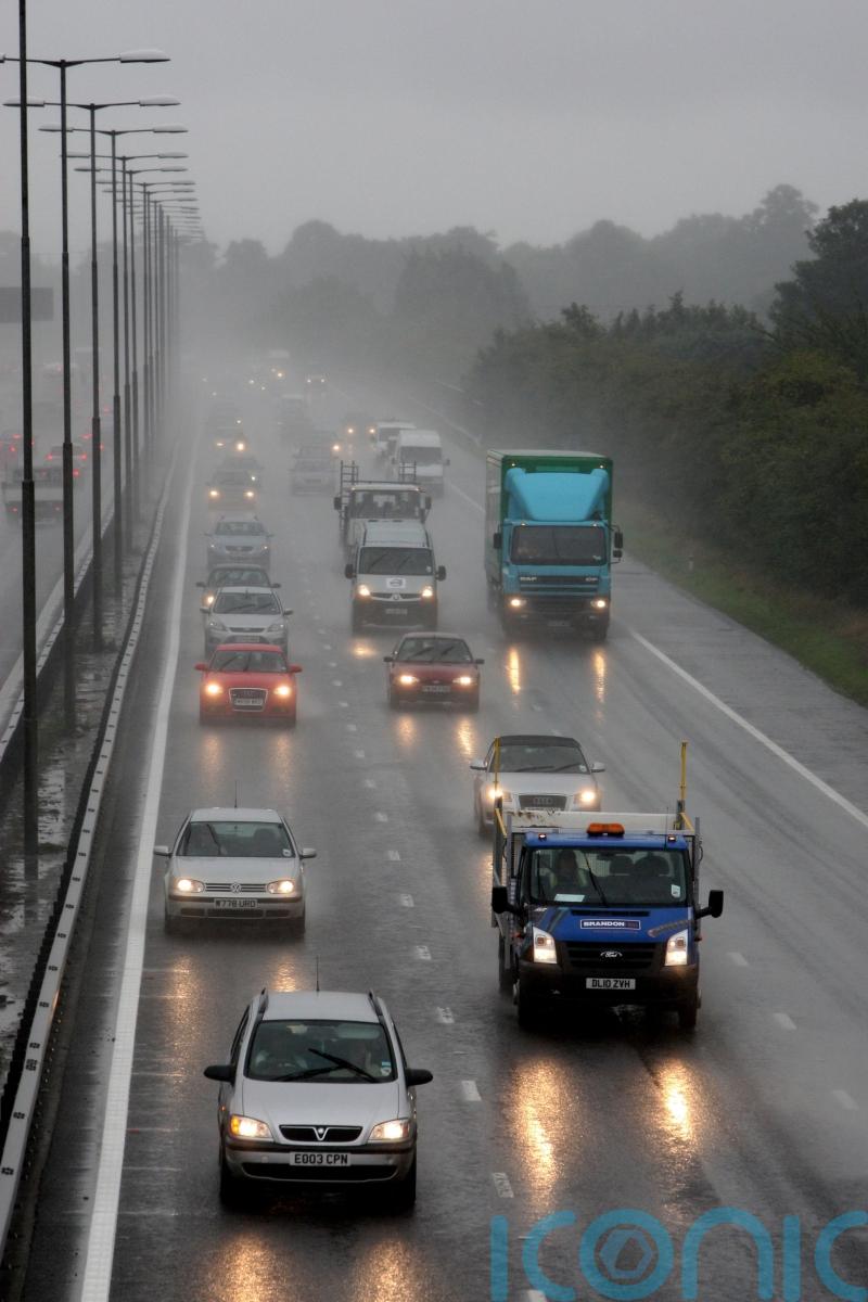 Average motor insurance premium £157 higher at end of 2023 than a year earlier