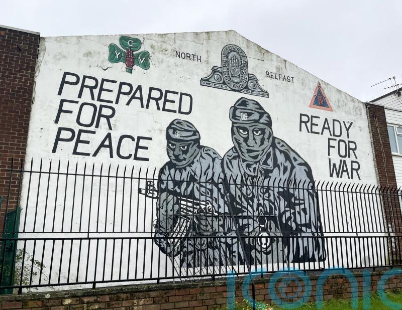 PSNI needs more funding to tackle paramilitary threat in NI – report