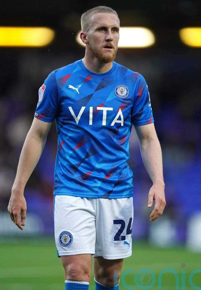 Stockport pegged back as Harrogate keep up unbeaten run
