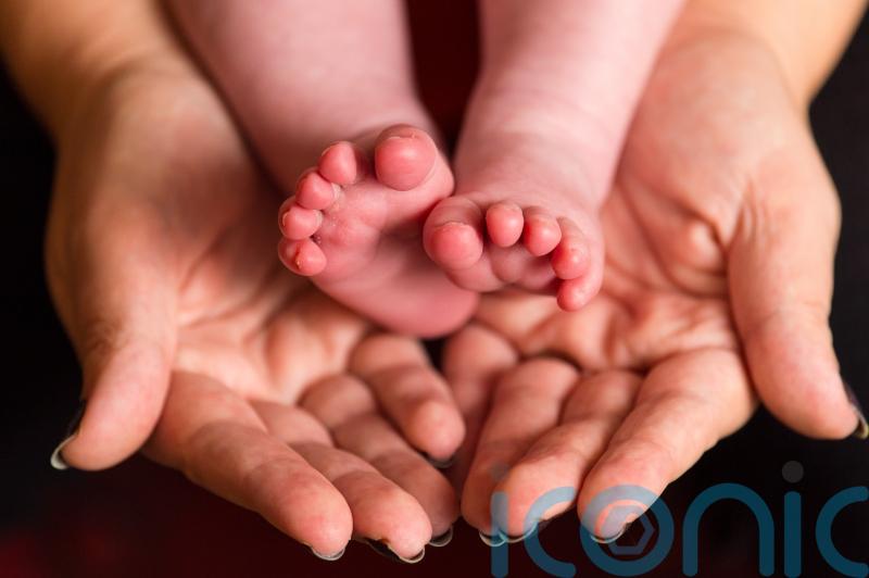 Women should be made aware of ‘freebirthing’ risks, doctors warn